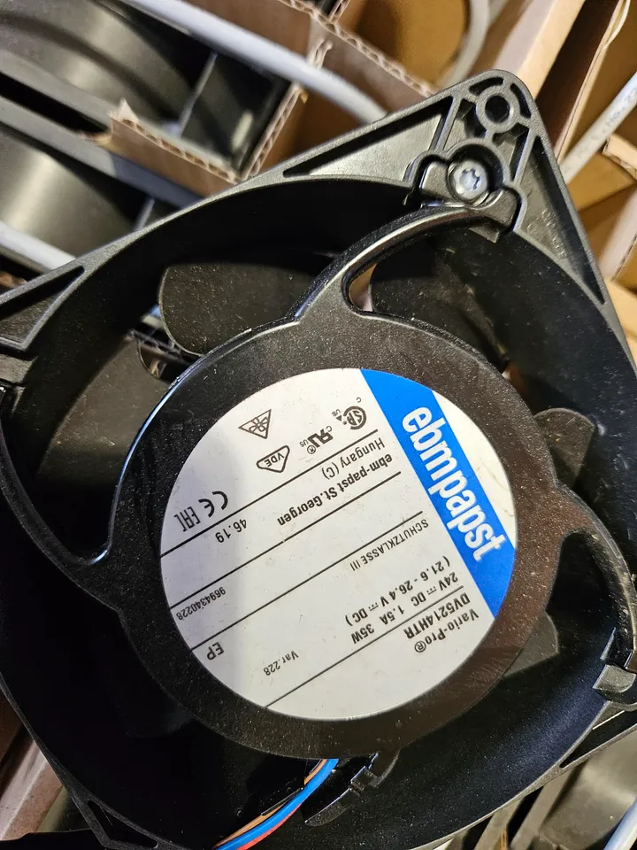 EBM Pabst Lüfter Vario Pro